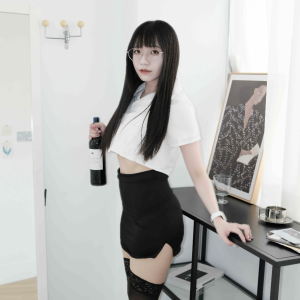 寅仙電子寫真集vol.3｜午後辦公室專輯站立美姿
